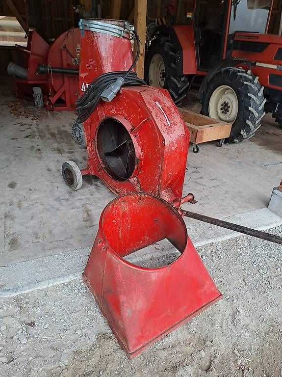 Tutte le macchine: Heugebläse Aebi HG10 – Usato da Oberdiessbach venduto da phi_7m8t 3