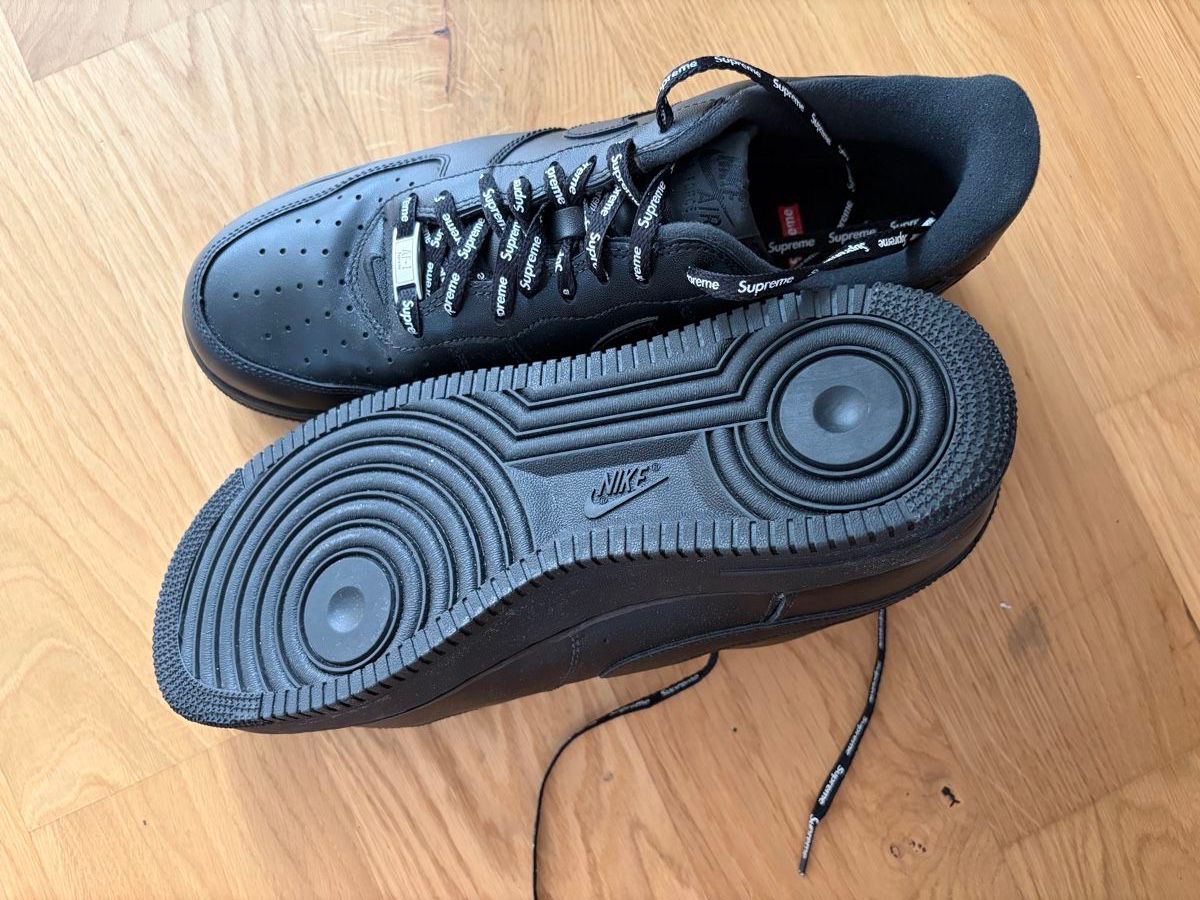 Nike Scarpe da uomo: Nike Air Force 1 Low Supreme – Nuovo (secondo la descrizione) da Solothurn venduto da fab_y5pk 2