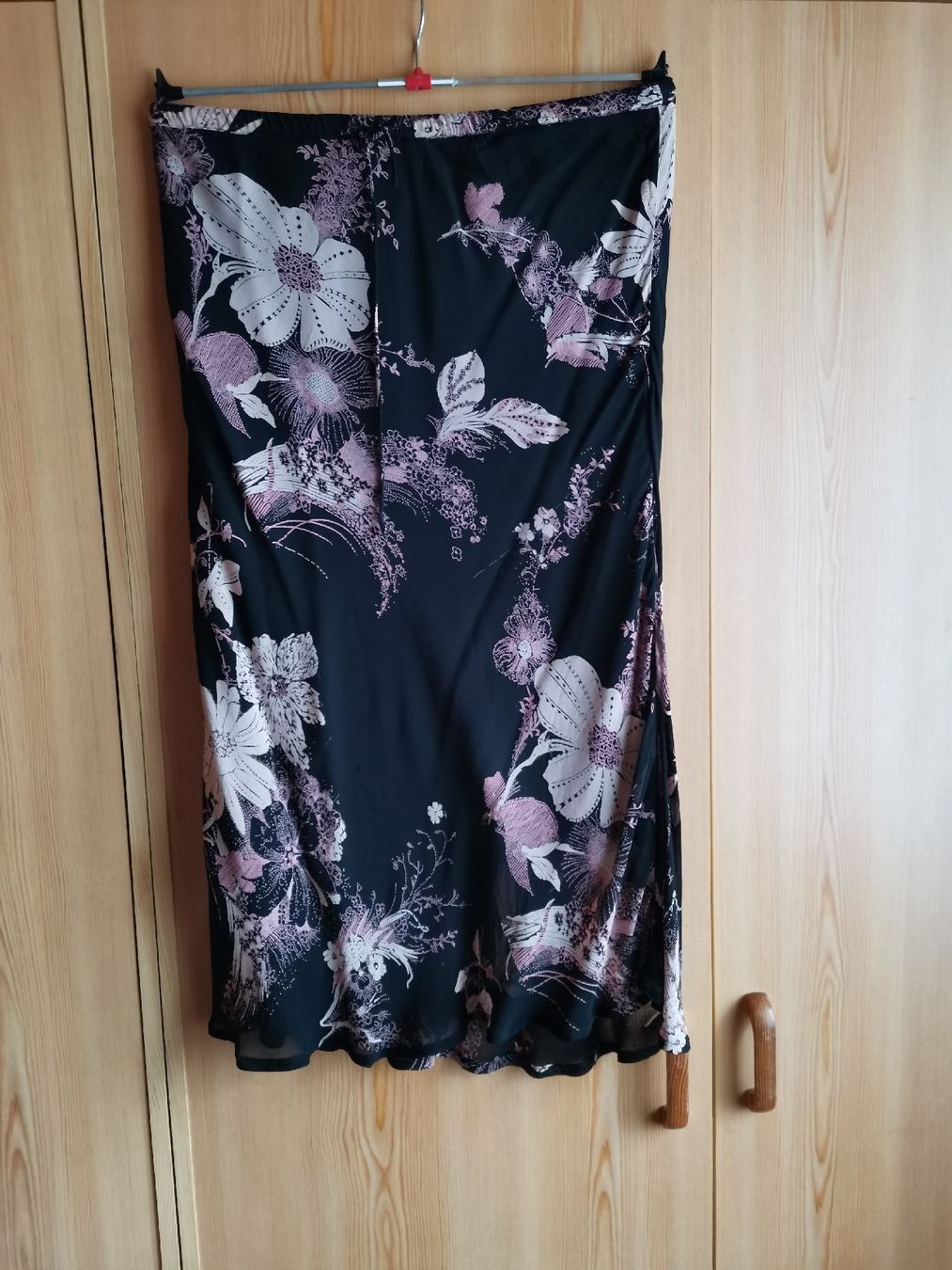 H&M Jupes: Jupe 44 – D'occasion à Cournillens par masoeur