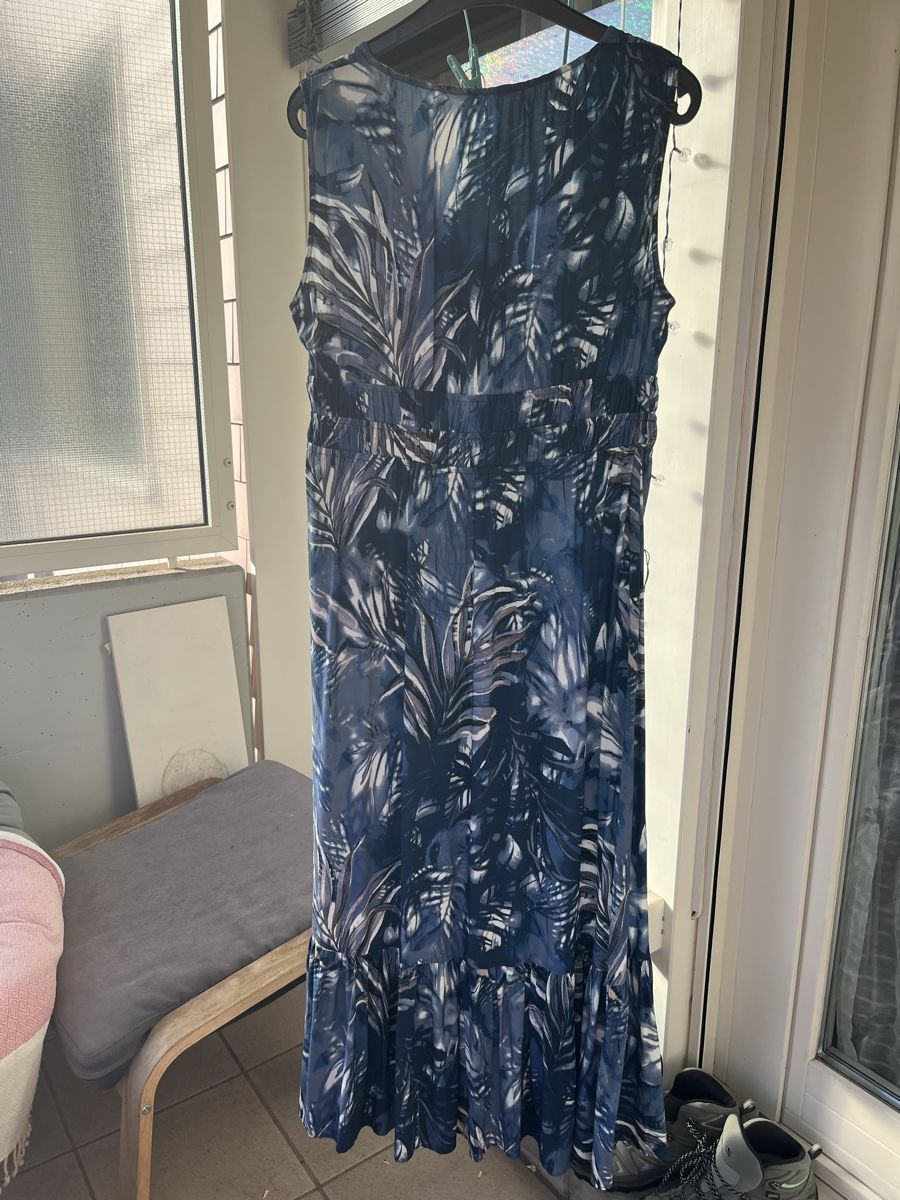Vestiti: Maxi Kleid von Tatuum  – Nuovo (secondo la descrizione) da Neuenhof venduto da Ivita 2