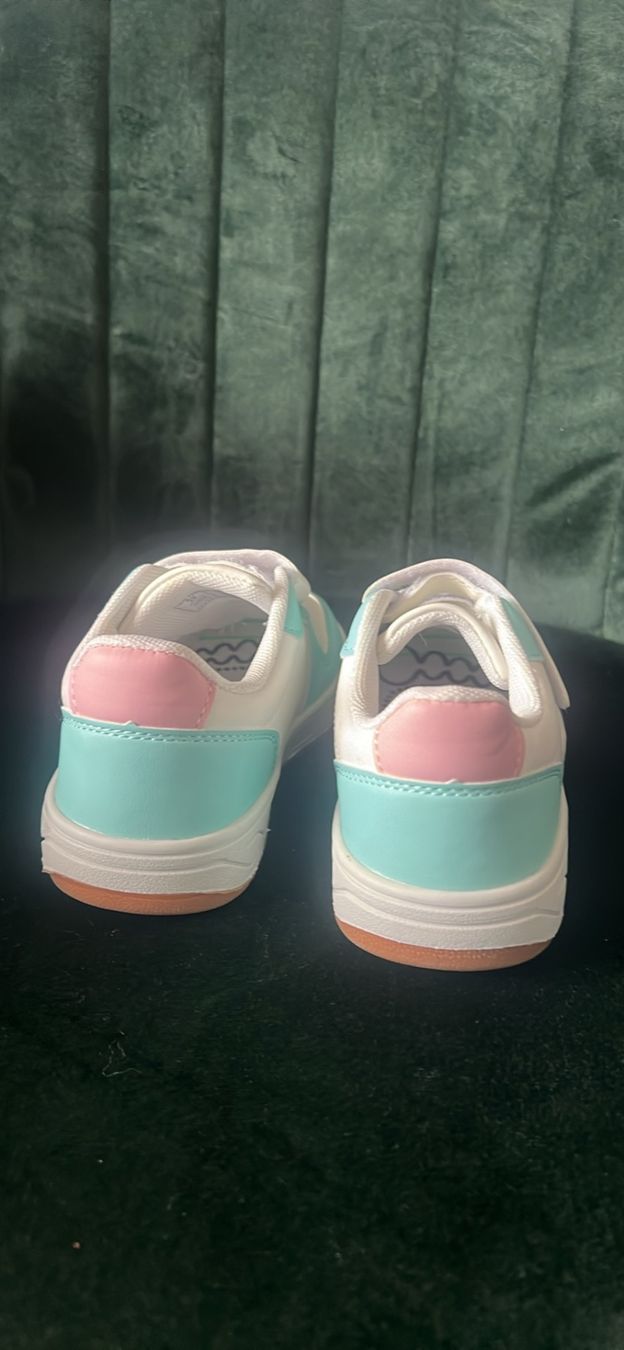 Scarpe per ragazze: Sneaker Gr. 29 Neu – Nuovo (secondo la descrizione) da Seon venduto da Sunny-Schmuck78 2
