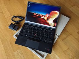 Lenovo ThinkPad X1 Carbon Gen 10