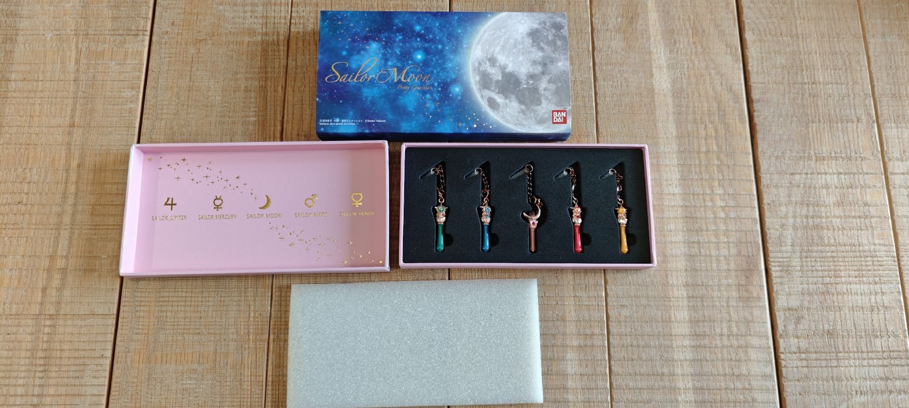 Giocattoli: Sailor Moon Verwandlungszepter Anhänger Set – Nuovo (secondo la descrizione) da Romanshorn venduto da Gaming-Anime_StoreCH