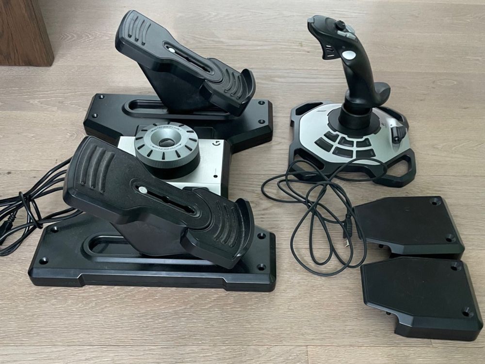 Logitech Pedalset - Flight Rudder Pedals - Extreme Joystick (Gebraucht ...