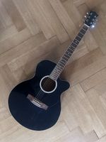 Akustische Gitarre mit Tonabnehmer
