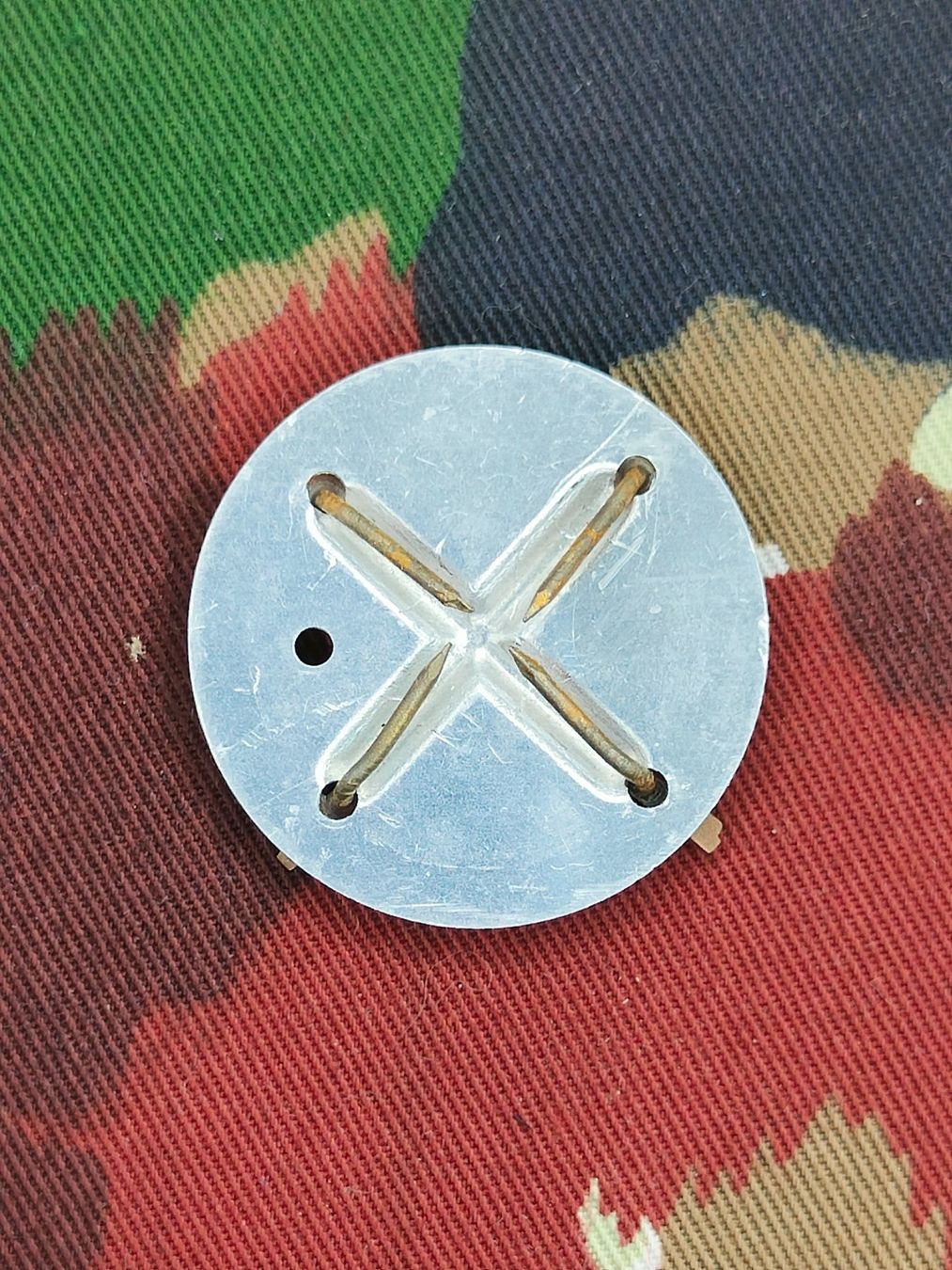 Schweizer Armee Placchette & Badge: Schützenabzeichen Ord. 1949 (3) – Usato da Bauma venduto da SwissMilitaria 1