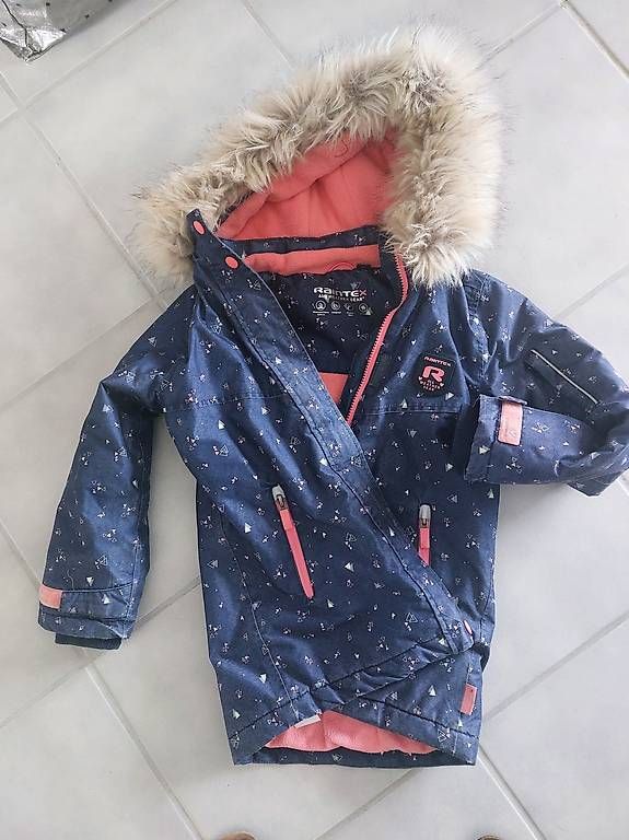 C&A Jacken & Mäntel: Winterjacke Mädchen Gr. 128 – Gebraucht aus Nottwil von outback-ev 2
