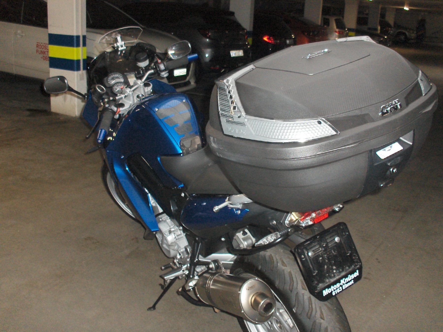 BMW Strada: BMW F800 ST blau – Usato da Oberdorf NW venduto da edri