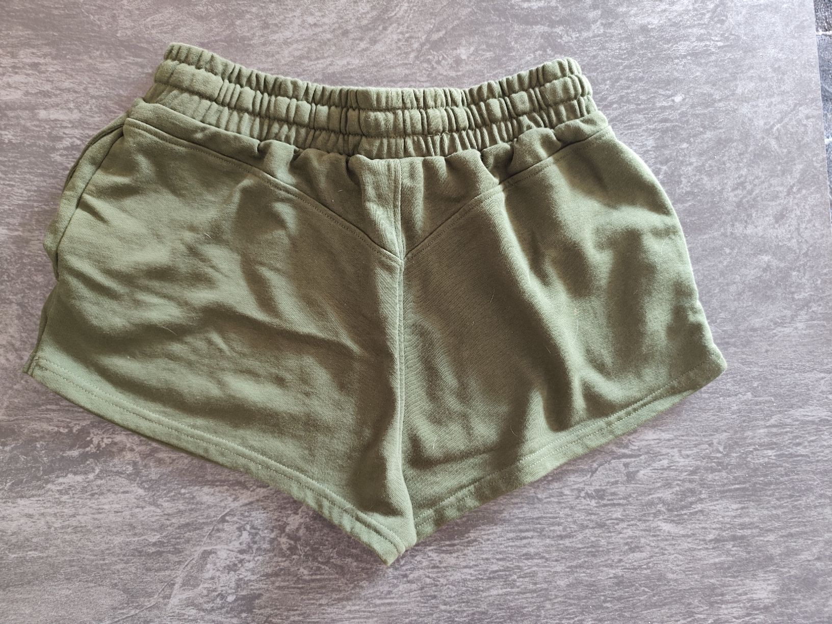 Gymshark Pantalons: Gymshark Short S – Neuf (Voir description) à Martigny par Vintage-23 2