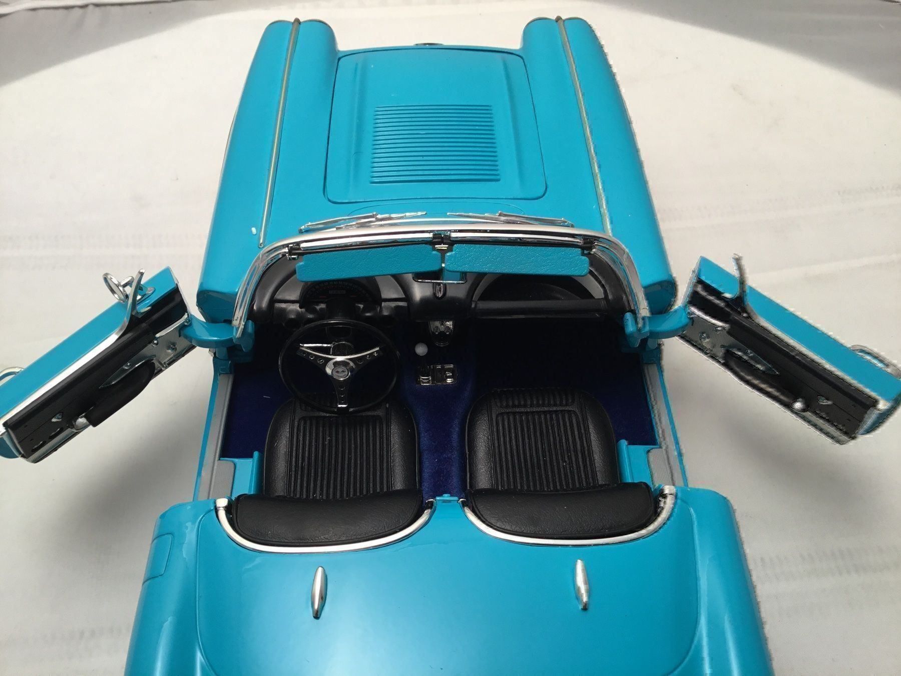 Chevrolet Modellautos: Chevrolet Corvette 1958 / Grossmodell – Neu und originalverpackt aus Erlenbach im Simmental von Model_box 5