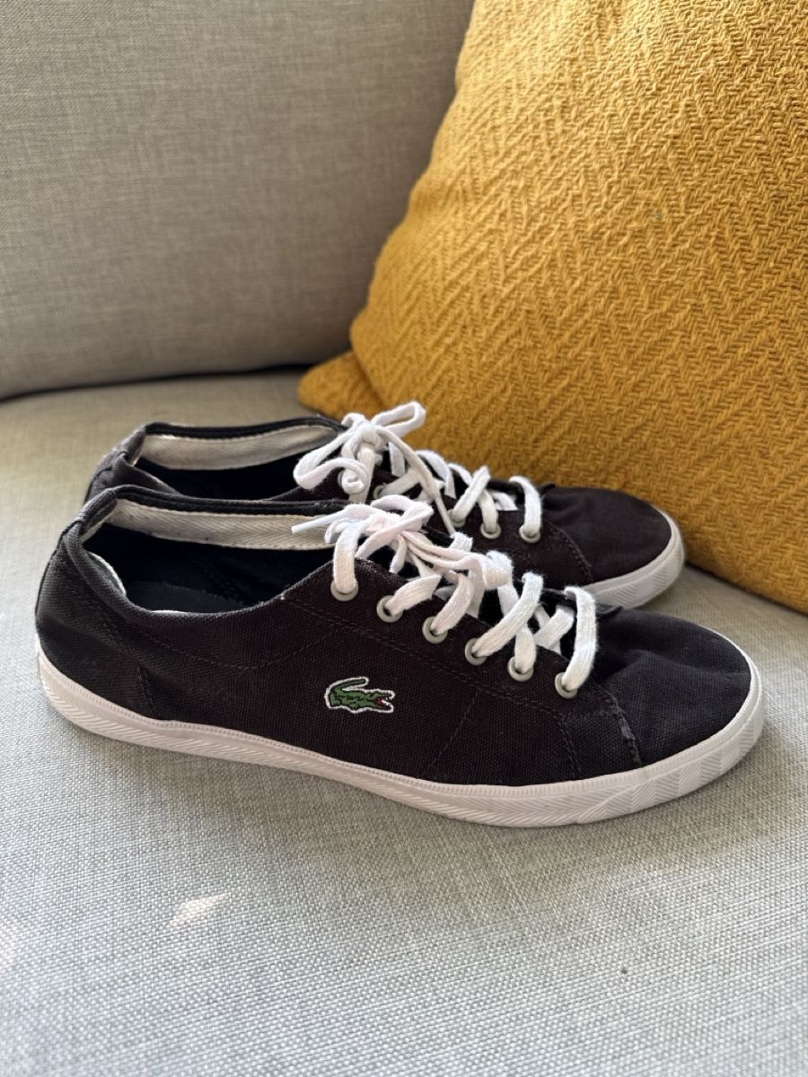 Lacoste Damenschuhe: Lacoste Damenschuhe schwarz Gr. 39,5 – Gebraucht aus Ottikon von Domito 1