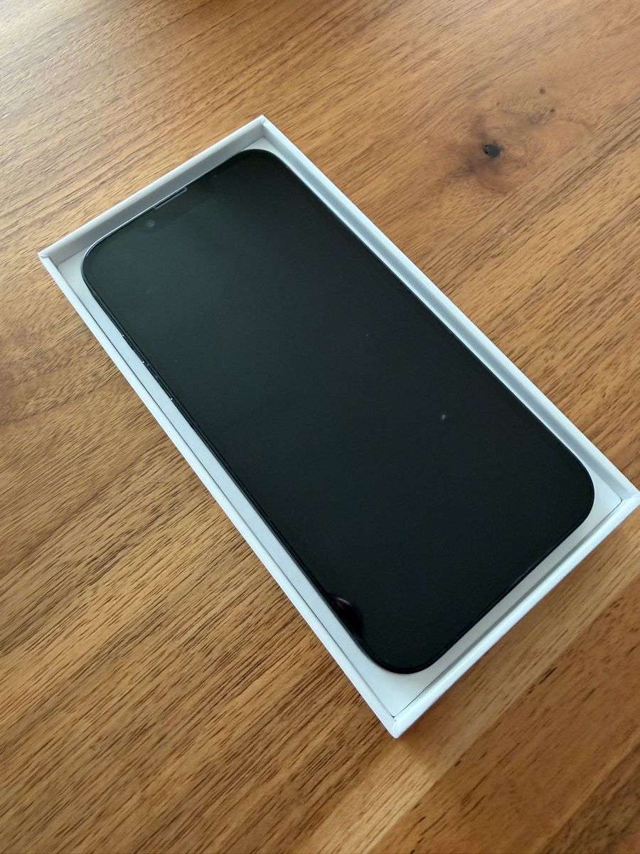 Apple Handys / Smartphones: IPhone 13 funktioniert einwandfrei – Gebraucht aus Sarnen von Kontrasvega 4