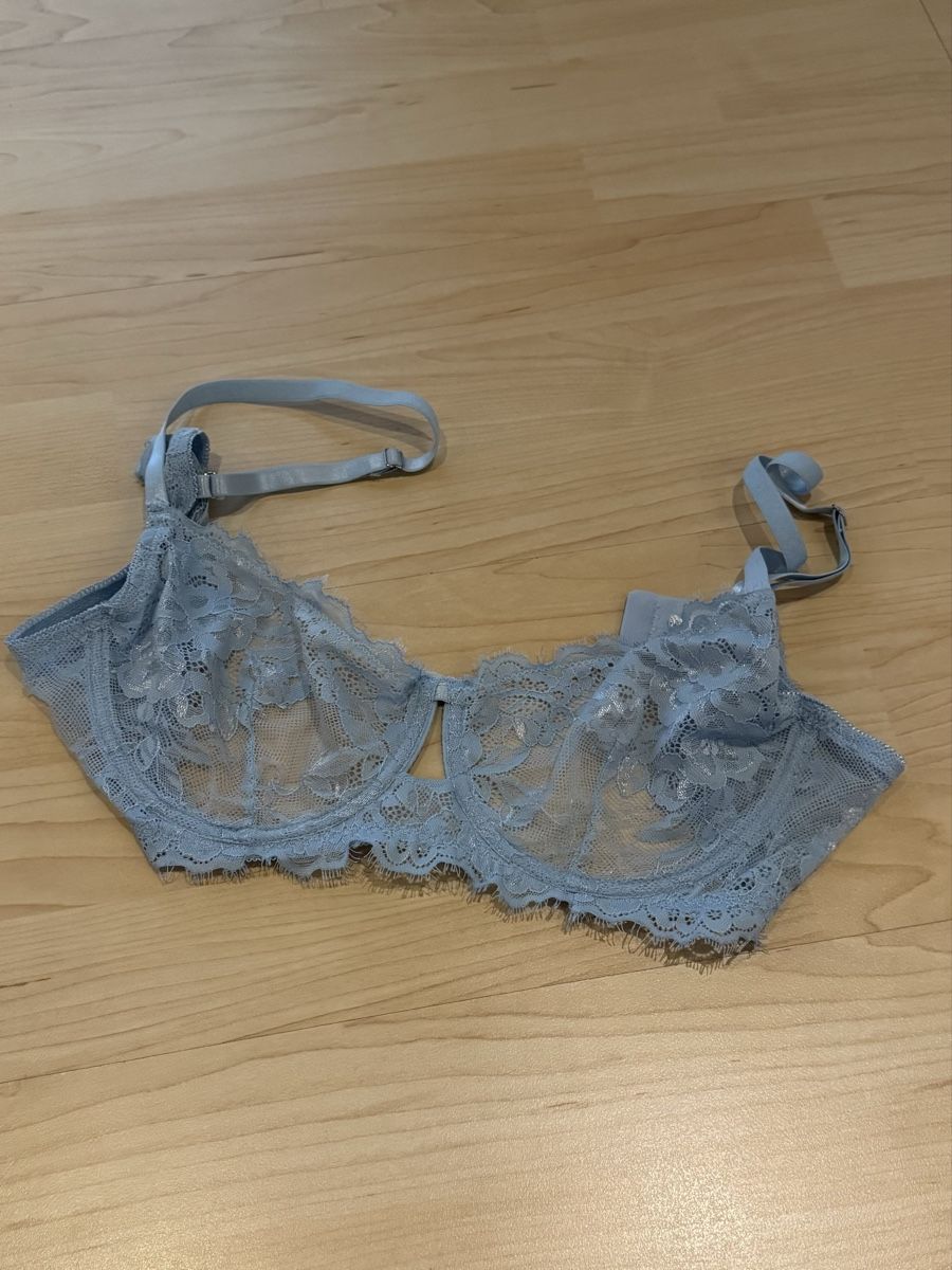 Altra biancheria intima: Spitzen BH, Grösse L, hellblau – Nuovo (secondo la descrizione) da Tuggen venduto da jess_gls06