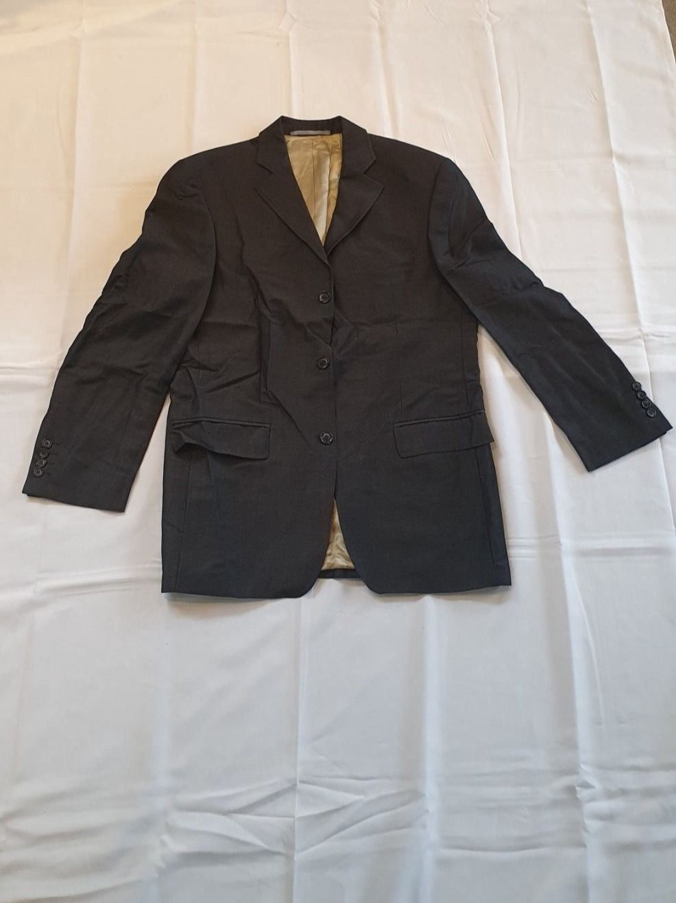 H&M Completi: Herren Anzug In Anthrazit 46 – Usato da Niederbuchsiten venduto da klengyel 2