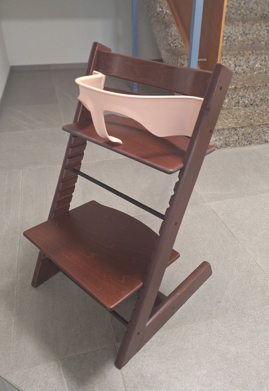 Stokke Chaises hautes: Triptrap Stokke mit Baby Set in braun – D'occasion à Döttingen par DuHaiduc