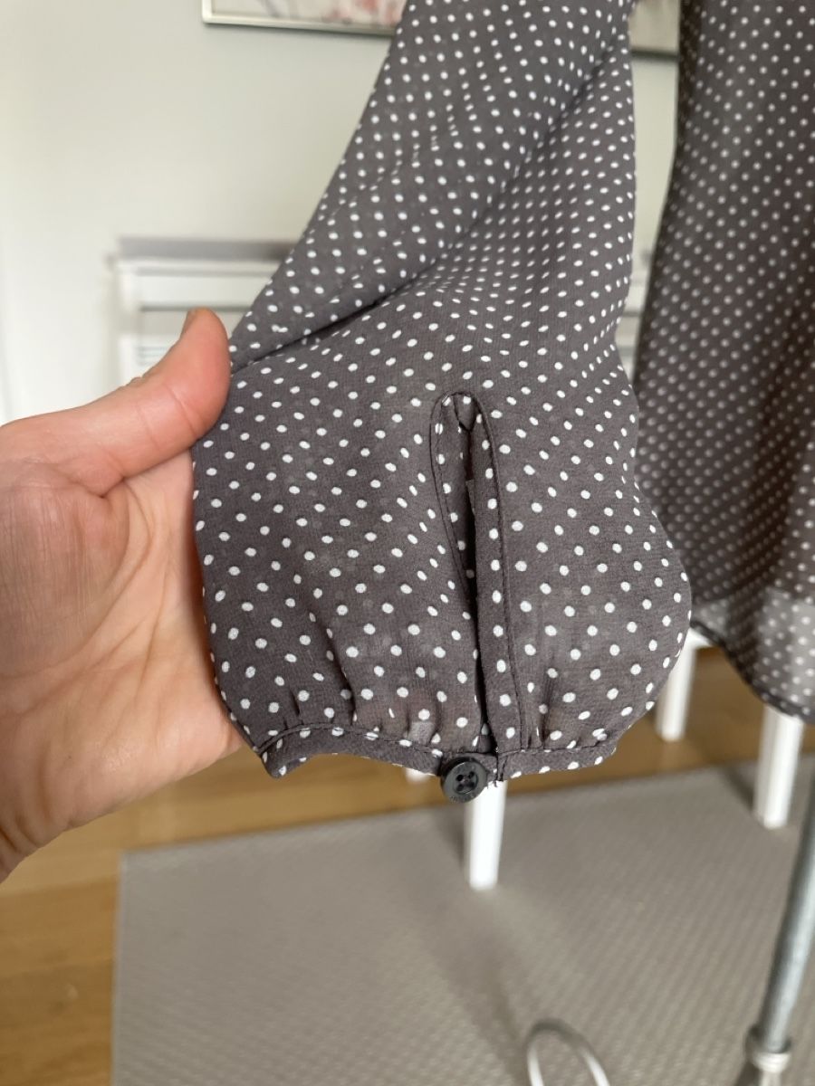S.Oliver Blusen: Bluse mit Pünktchenmuster, grau, S. Oliver, 38 – Gebraucht aus Solothurn von Bobesch08 3