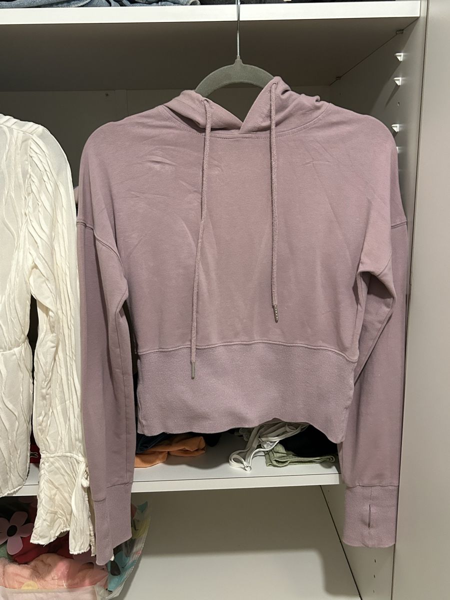 Maglioni & Felpe: cropped fitted hoodie – Usato da Zürich venduto da Mmmico 2