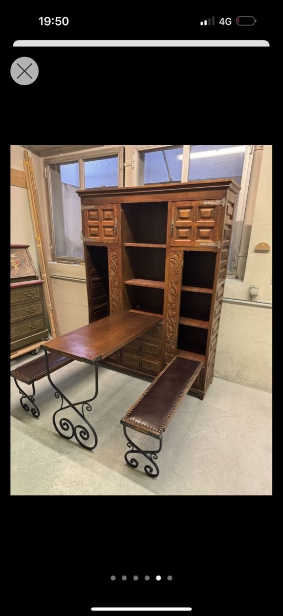 Armadi: Bretonischer Schrank 1890 Spanisch – Usato da Winterthur venduto da dad_k5y5 1