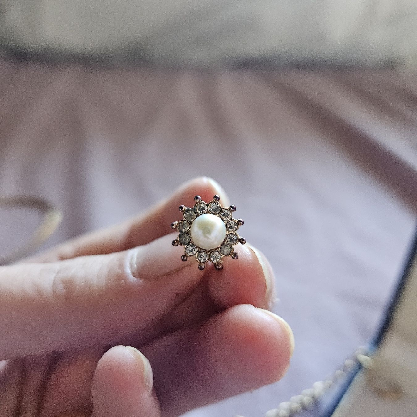 Autres bijoux: ensemble bijoux boucles d'oreilles et collier – D'occasion à St-gingolph par mel_6vrj 1