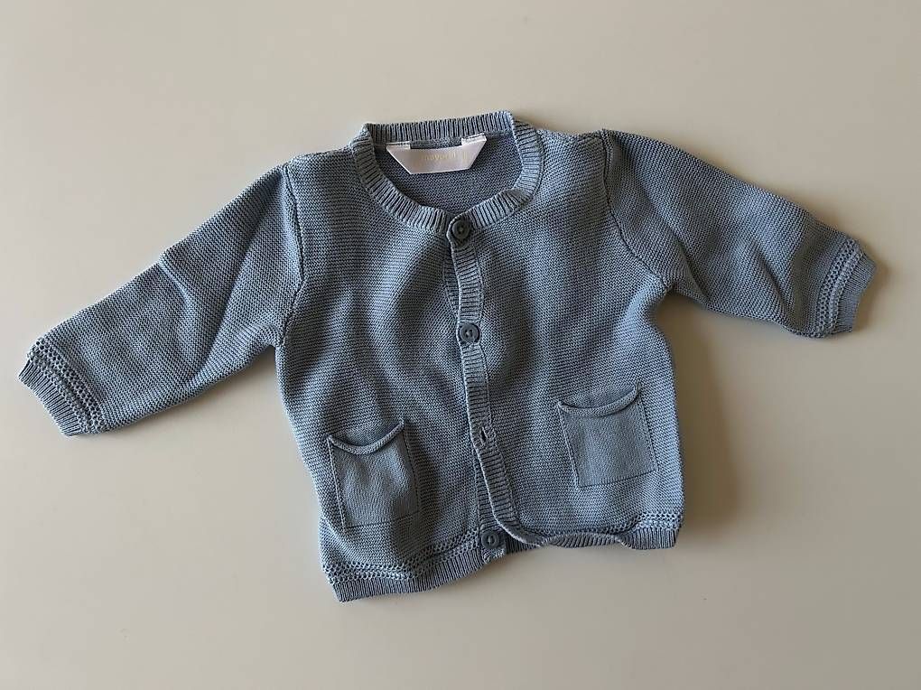 Lotti & Set di vestiti: Kleiderset, 3 Sets, Strickjacke, Gr. 60/62 – Usato da Zürich venduto da bboying 2