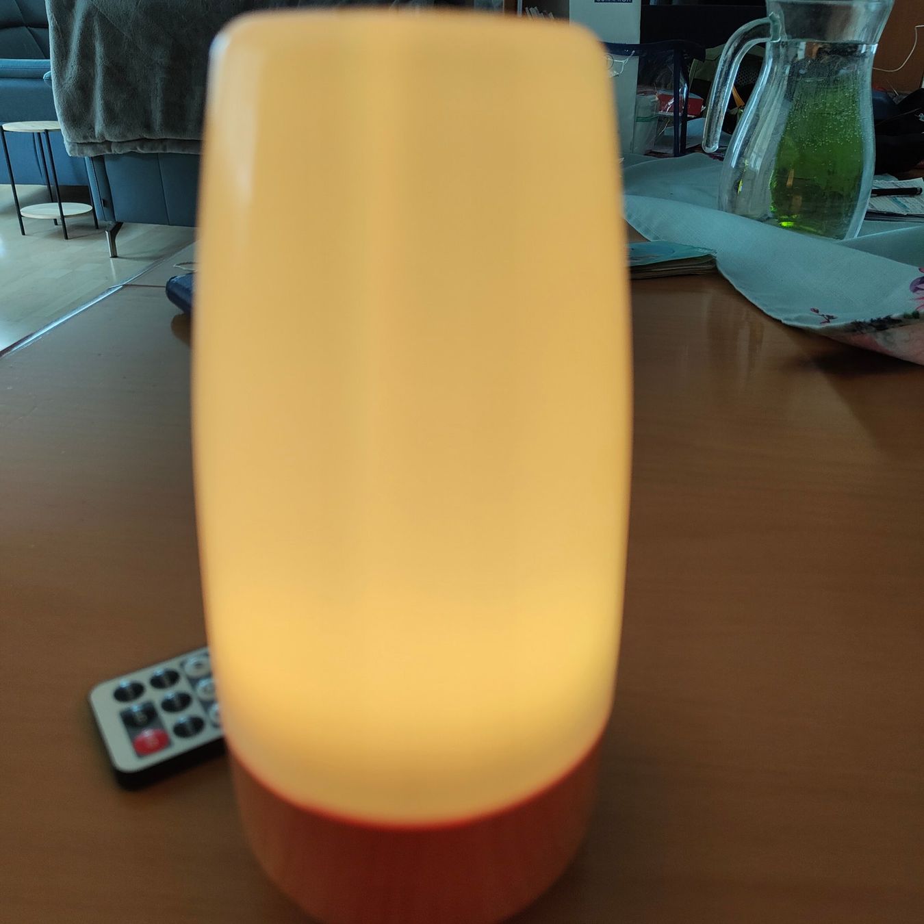 Lampade: Herzige Tischlampe mit Farbwechsel Fr. 15.- – Nuovo (secondo la descrizione) da Lohn SH venduto da flyerc9 5