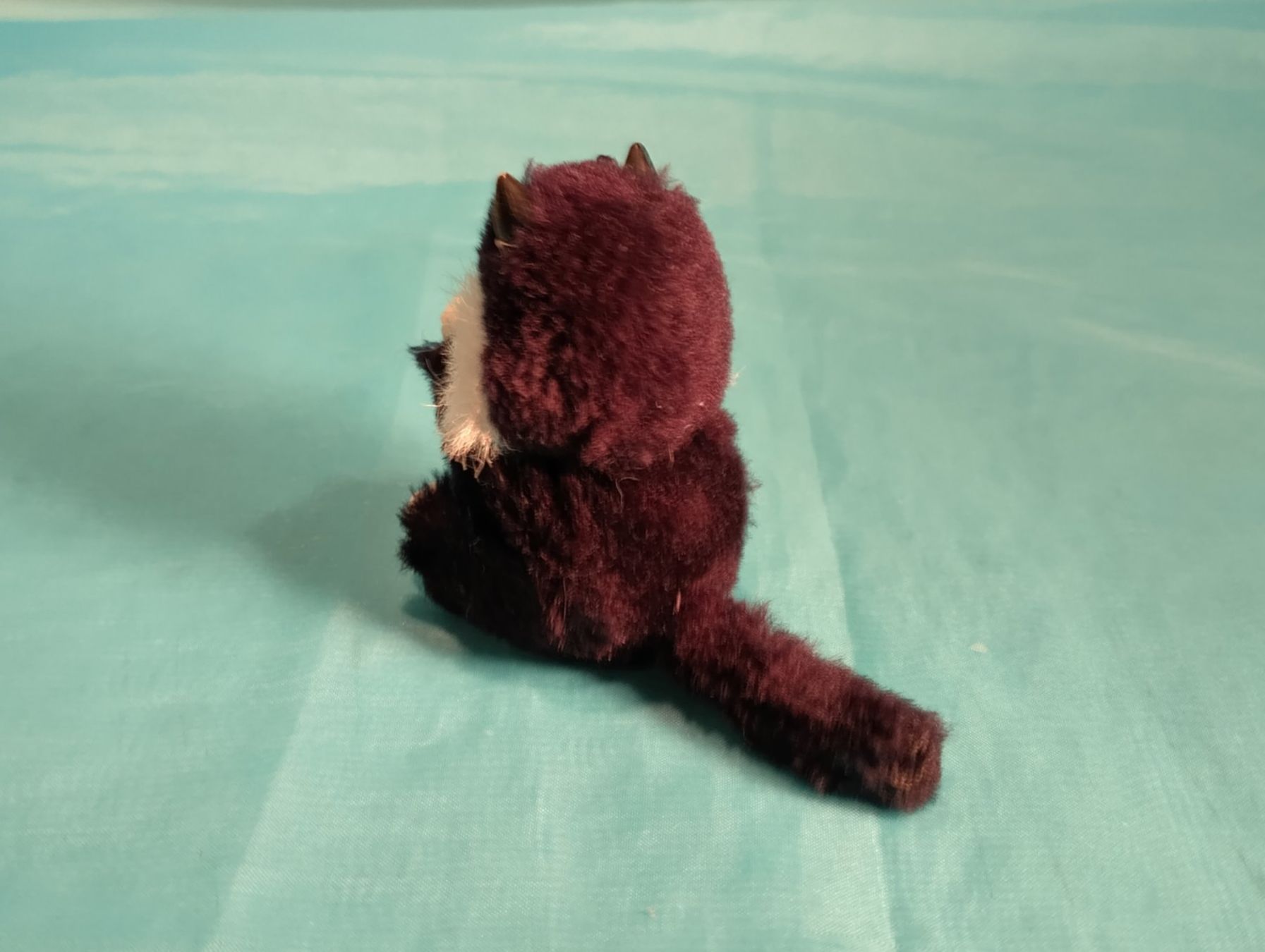 Spielzeuge: Schwarzweisse Klemmkatze, Plüsch – Neu (gemäss Beschreibung) aus Bellach von JingleCherry 2