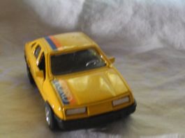 FORD SIERRA  MADE IN HONG KONG  9,5 CM LÄNGE  UNBESPIELT