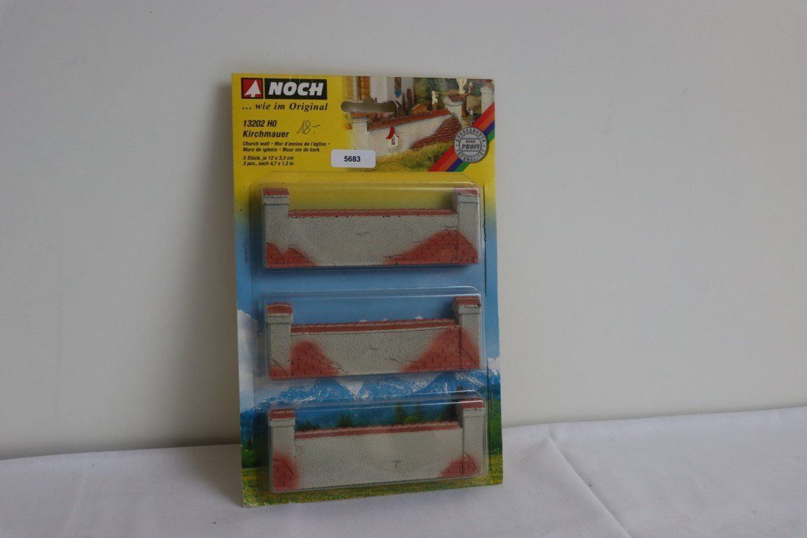 Modelleisenbahnen: NOCH-Kirchmauern (5683-5684) – Neu und originalverpackt aus Bäriswil BE von WWYN-Liquidationen 1