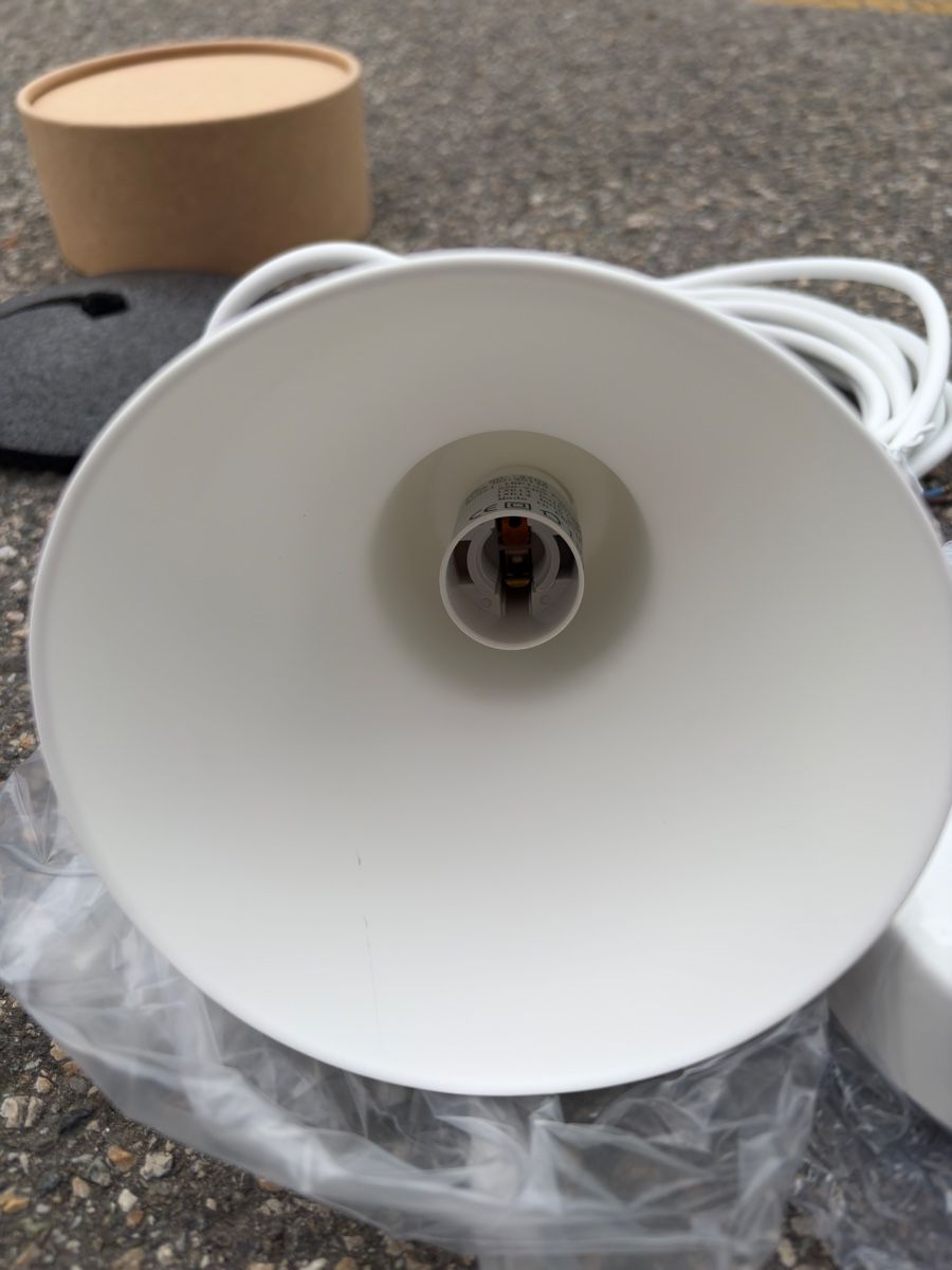 Lustres & lampes de plafonds: Mazō 16PLUS Pendant Lamp - White - Stylish Lighting! – Neuf (Voir description) à Nyon par tor_6gr5 3