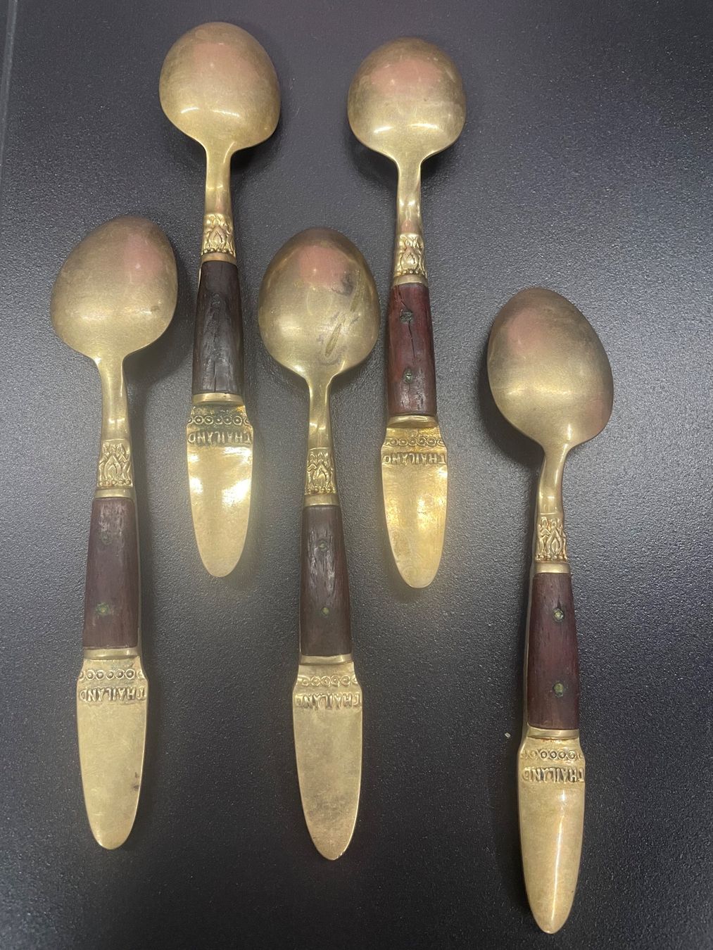 Set di posate: 5 Thailand Teelöffel – Usato da Minusio venduto da Pink222 1