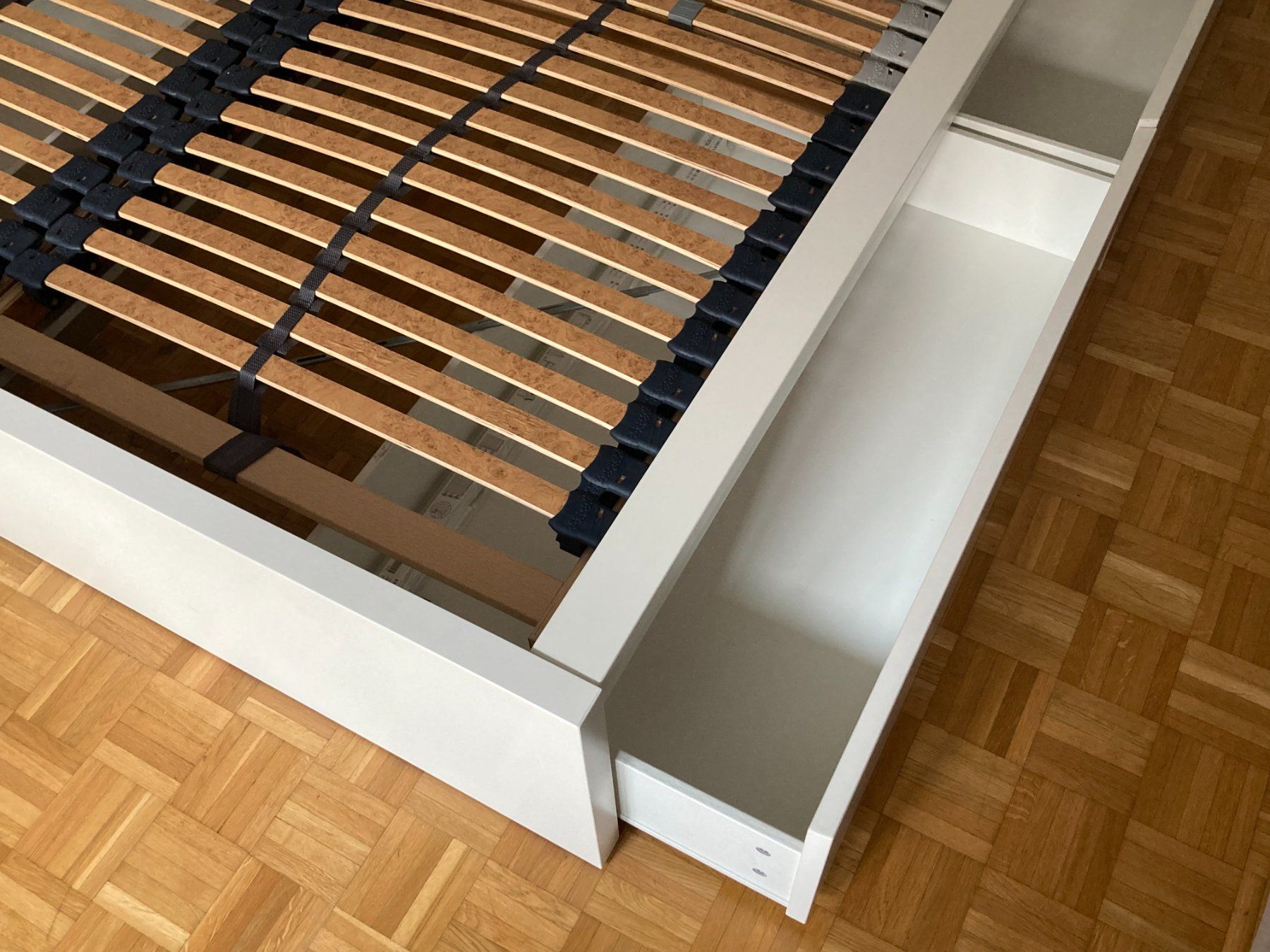 Ikea Letti: Bed frame 160 x 200 – Usato da Zürich venduto da riviere_riviere 4