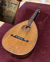 Antique Lute Guitar (Gitarrenlaute)