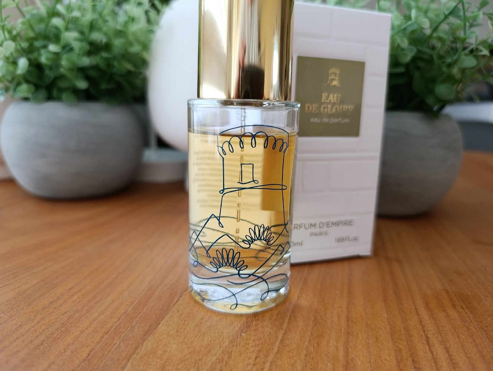 Parfums & Eau de Toilette: Parfum d'Empire Eau de Gloire 50ml  – D'occasion à Biel/Bienne par La_lupa_35 1