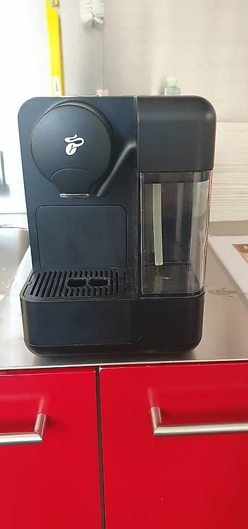 Macchine per caffè & Macchine per espresso: Tchibo Cafissimo Milk Kaffeemaschine – Usato da Schlieren venduto da carolinvs