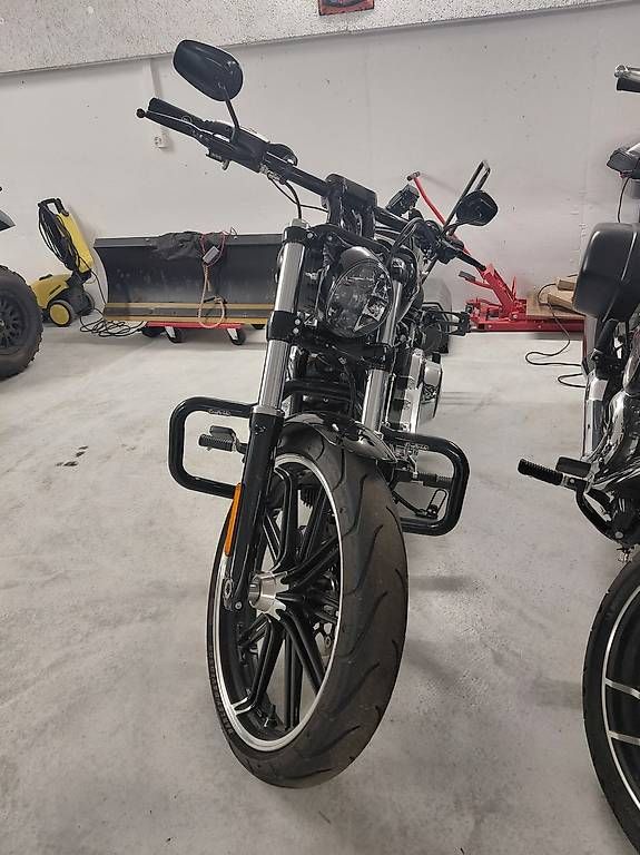 Chopper: Harley-Davidson FLXBRS Breakout – Usato da Freienbach venduto da Chrummen 4