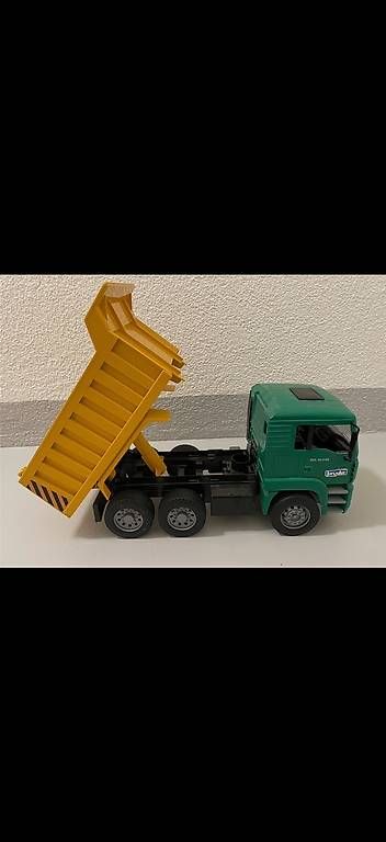 Jouets: Bruder Lastwagen – D'occasion à Bassersdorf par tarro2002 2