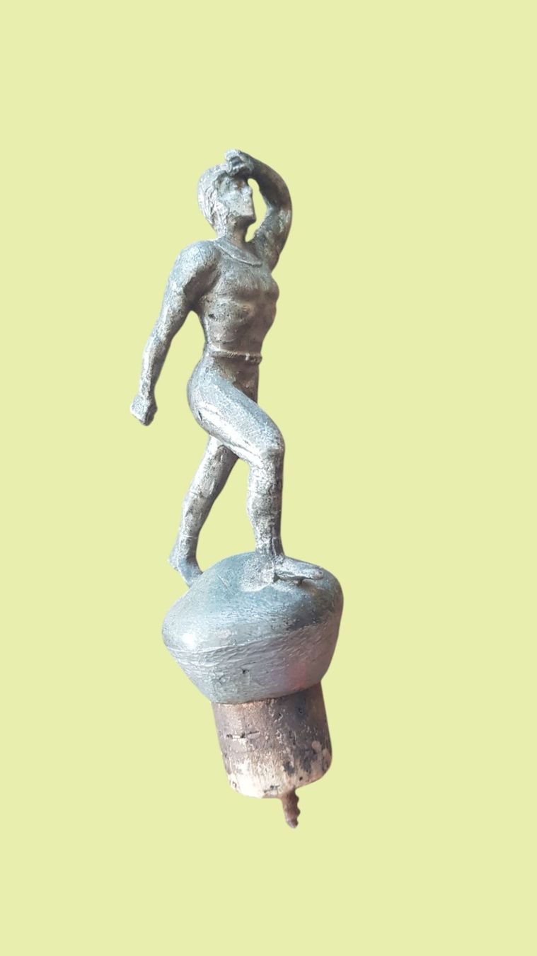 Figuren: Zierkorken Figur Athlet antik – Gebraucht aus Mörschwil von antiksalon 2