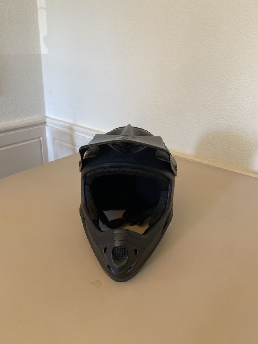 Casques: Casque intégral VTT  – Neuf (Voir description) à Vevey par och_dq2m 2