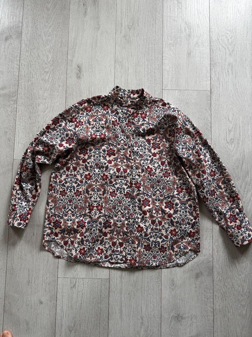 Sezane Camicette: Bluse Sézane, Grösse 38, NP CHF 110.00 – Nuovo (secondo la descrizione) da Altendorf venduto da lunapiena01