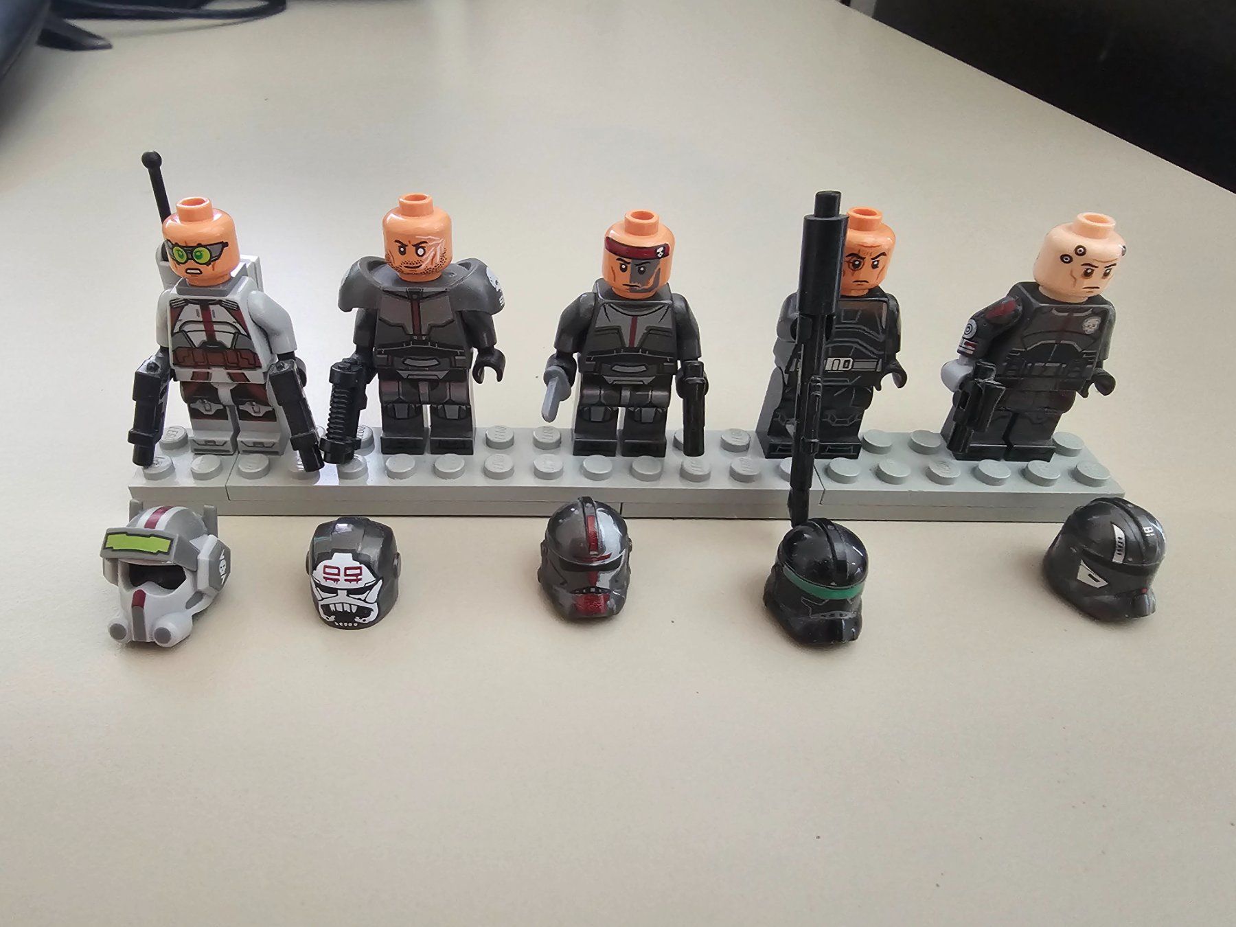 Lego Kit di costruzioni: Lego Star Wars The Bad Batch Minifiguren – Nuovo (secondo la descrizione) da Läufelfingen venduto da struuub92 1