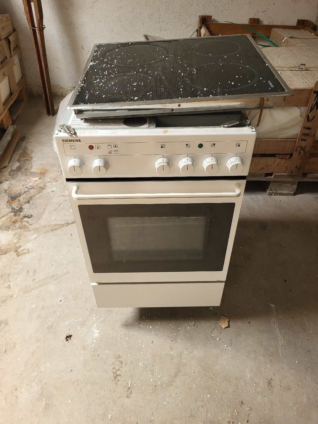 Cucine: Siemens Einbauherd, 45 cm Breit weiss HR25020 – Difettoso da Brunnen venduto da Burger_king