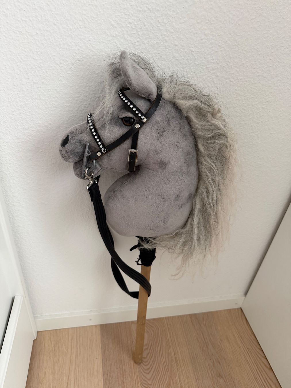 Jouets: Hobby Horse "Muesli" mit Halfter – D'occasion à Dietlikonn par hif_k6tq