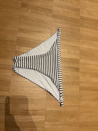 Bikini Hose Roxy gestreift weiss schwarz Grösse M neu