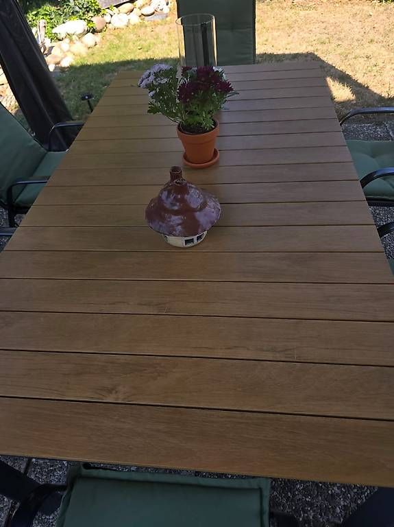 Set de table et chaises: Gartentisch mit 6 Stühle  – D'occasion à Brittnau par anj_vhv9 4