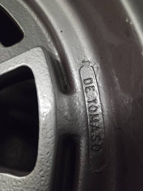 De Tomaso Cerchioni: De Tomaso Pantera, Oldtimer,  Campagnolo Felgen – Usato da Adliswil venduto da Ducatisti77 3