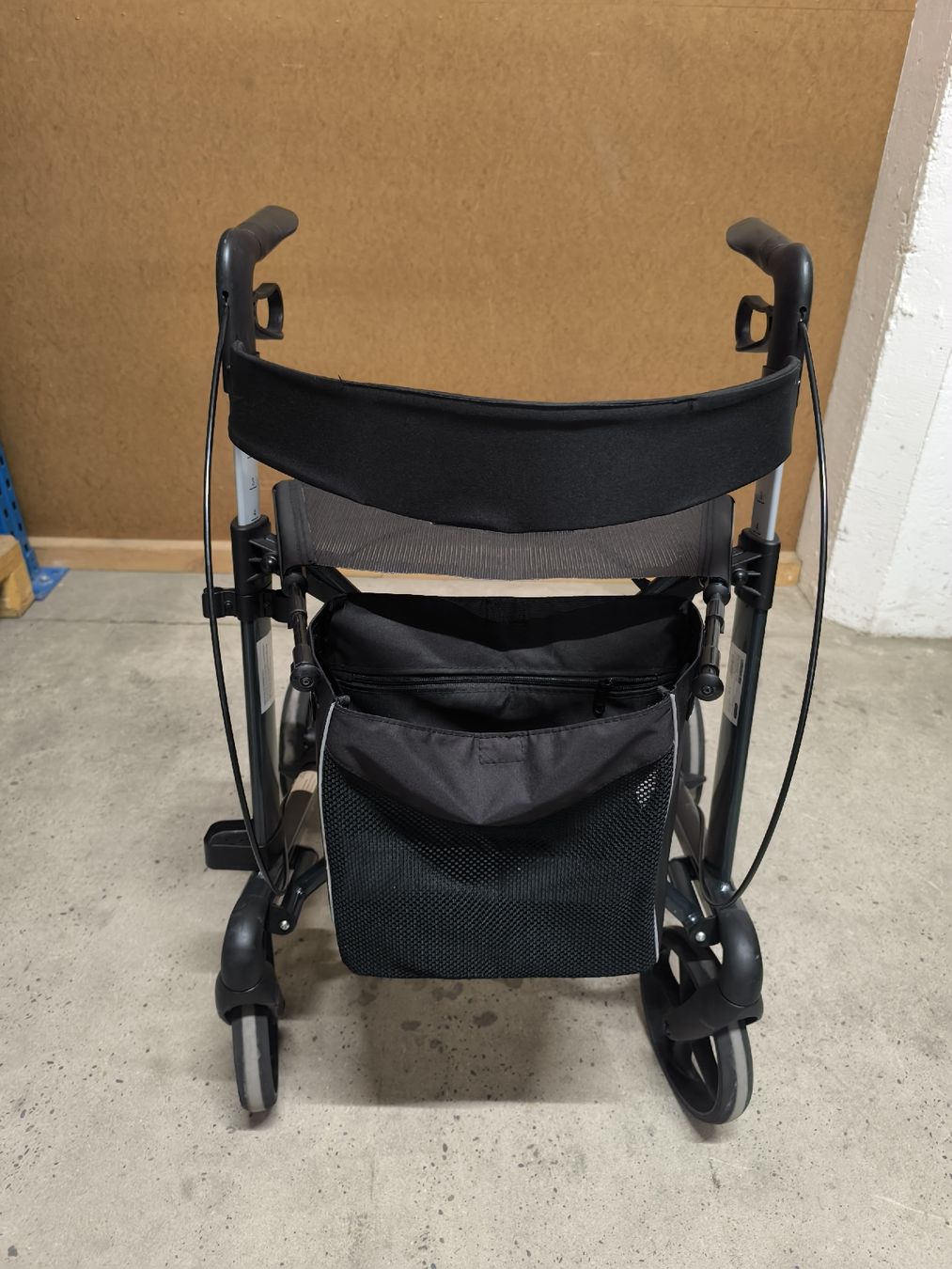 Gehhilfen: Rollator – Gebraucht aus Allschwil von BezoBezo 1