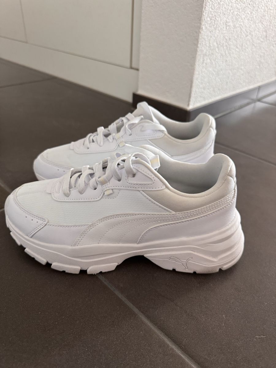 Puma Chaussures femmes: Puma Sneaker weiss – Neuf (Voir description) à Rothrist par alessia_202 1
