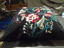 Kissen - Zier-Kissen, schwarz/Blumenmuster
