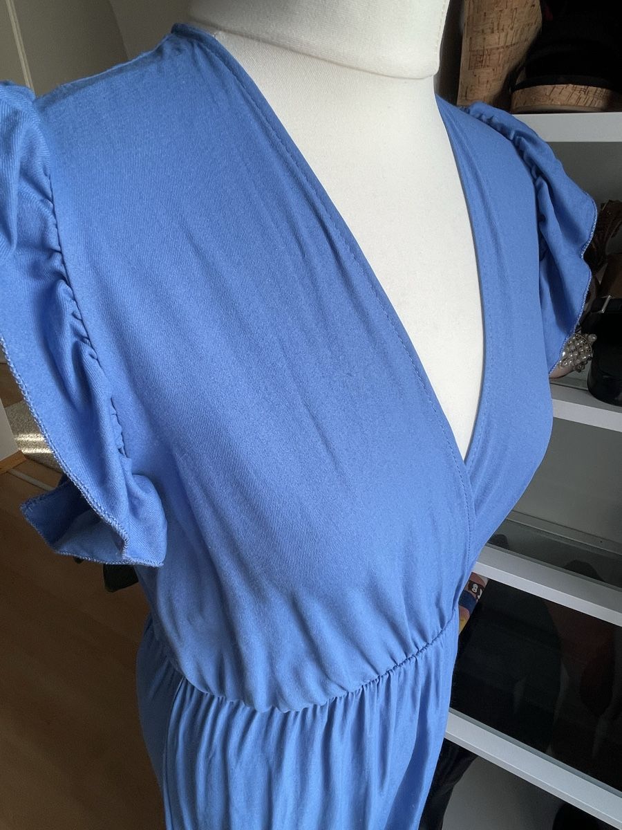 Kleider: Long blue dress - size S/M  Worn once – Neu (gemäss Beschreibung) aus Fischbach-Göslikon von Vera2109 3