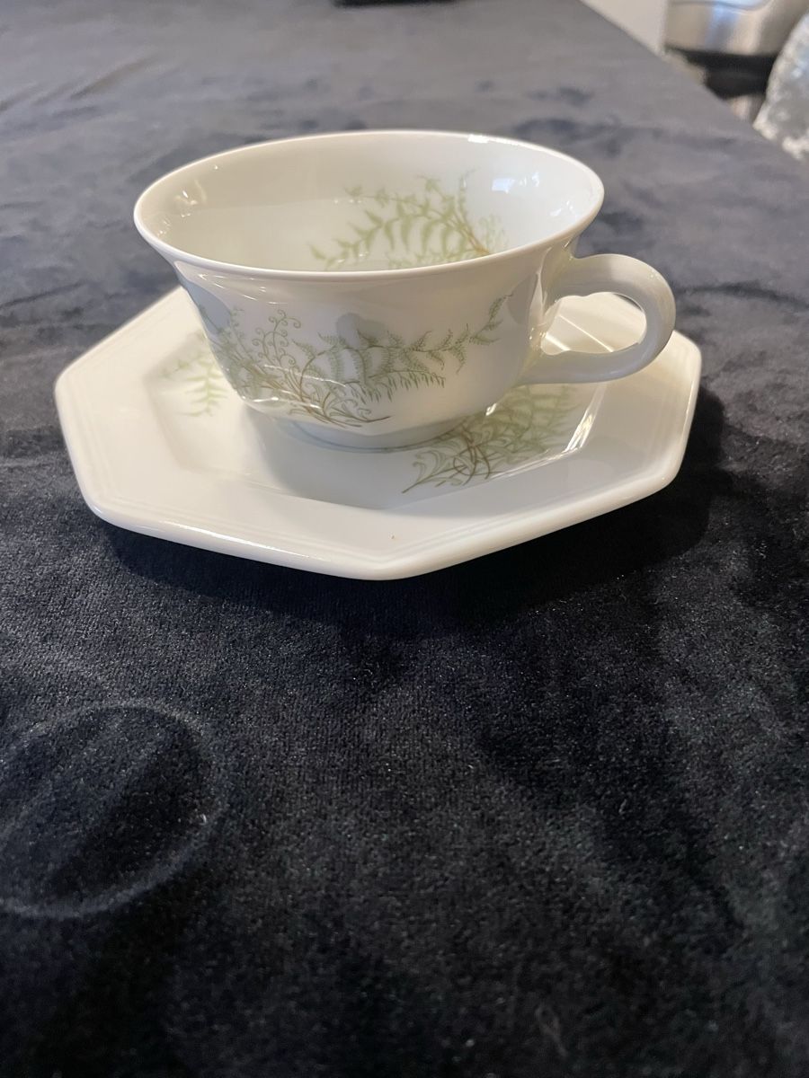 Set di piatti: Service – Usato da Berikon venduto da TheMangle 3
